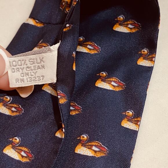 Symphony Scarf New York Scarf Womens Mallard Duck Print Navy 100% Silk Skinny - Picture 2 of 8